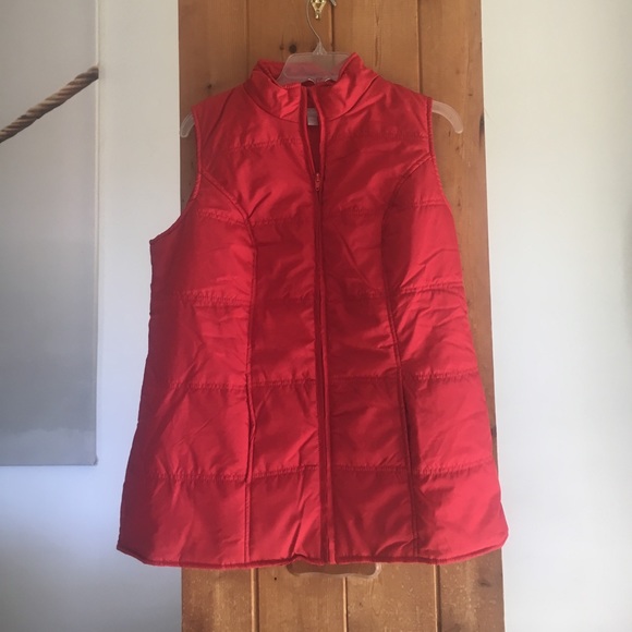 NWT 14/16 Puffer vest, red - Picture 4 of 8